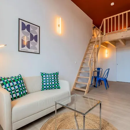 Daire For Two People On The Mezzanine *